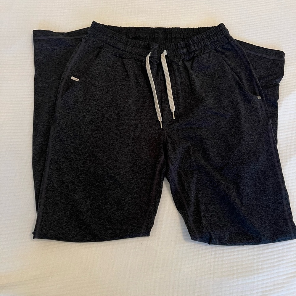 Vuori Men’s Ponto Joggers Pants gray size medium
